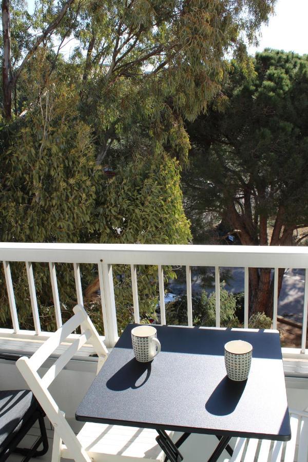Studio L'Echappee Mandreenne Le Calme Entre Mer Et Foret Saint-Mandrier-sur-Mer Exterior foto